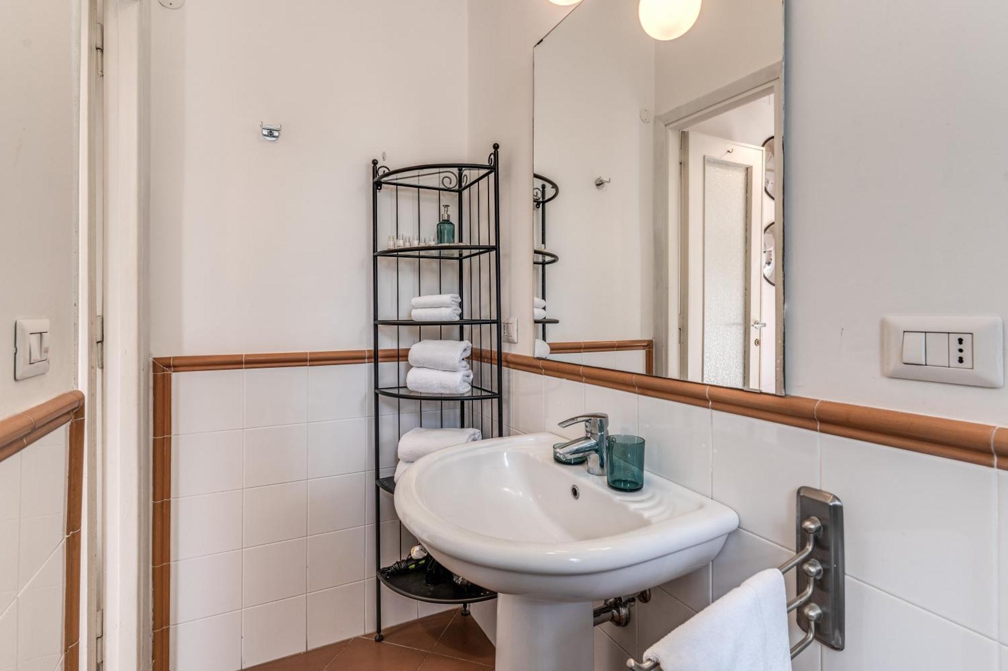 Aweshomeitaly - Spagna Glamour Life Penthouse روما المظهر الخارجي الصورة
